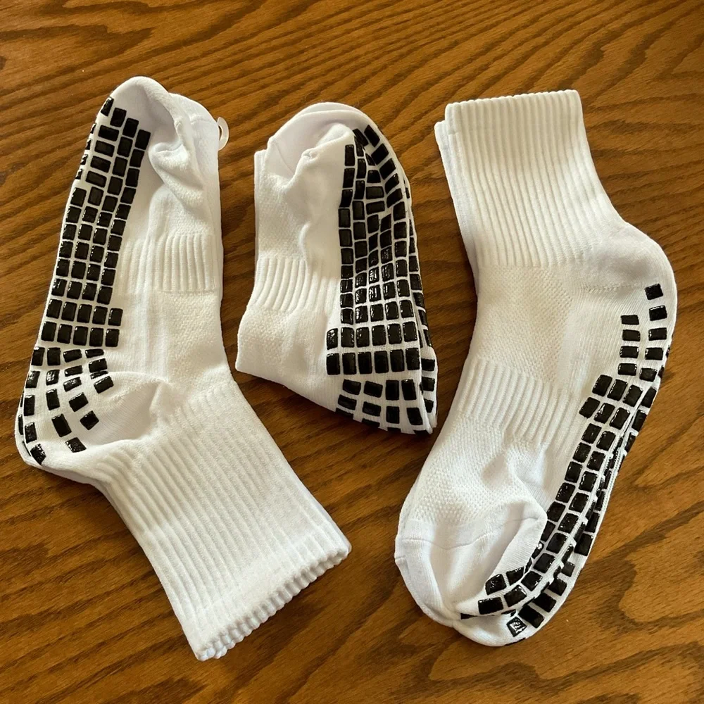 NWOT Crew Sports Grip Socks (3 pr)